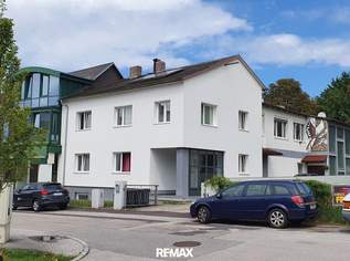 ***ANLEGER AUFGEPASST*** Profitable Eleganz: Ihr nächstes Investmentziel im Wohn- und Geschäftsbereich!, 0 €, Immobilien-Häuser in 4470 Enns