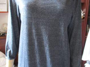Damen Sweat-shirt, 8 €, Kleidung & Schmuck-Damenkleidung in 6655 Gemeinde Kaisers