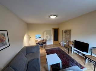 ZENTRAL UND DENNOCH RUHIG: LICHTDURCHFLUTETE 2-ZIMMER-WOHNUNG MIT XXL-GARAGE IN TOP-LAGE, 0 €, Immobilien-Wohnungen in Tirol