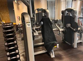 Technogym Komplettset – Profi-Fitnessstudio Auflösung (Cardio & Kraft)