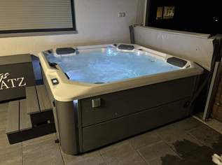 HotSpring „Propel“ Whirlpool zu verkaufen
