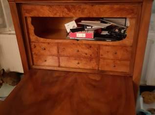 Biedermeier Schreibsekretär Nussfurnier Biedermeier Schreibsekretär Nussfurnier