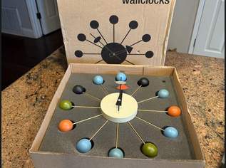 Vitra - Ball Clock George Nelson, 170 €, Haus, Bau, Garten-Geschirr & Deko in 1010 Innere Stadt Vitra - Ball Clock George Nelson, 170 €, Haus, Bau, Garten-Geschirr & Deko in 1010 Innere Stadt