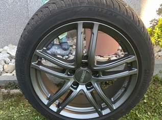 4 Winterreifen Marke Bridgestone LM005 Dimension 225/45R1895V plus 4 Alufelgen
