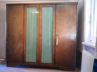 Kleiderkasten Vollholz furniert 50er Jahre guter Zustand, 50 €, Haus, Bau, Garten-Möbel & Sanitär in 4600 Wels