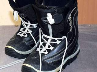 Snowboardschuhe Schnür-Boods Größe 39, 30 €, Marktplatz-Sportgeräte & Zubehör in 3370 Gemeinde Ybbs an der Donau