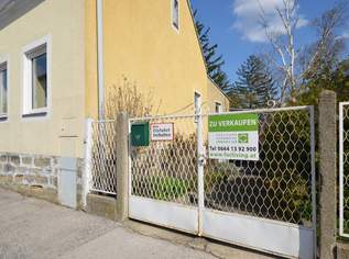 CHRISTOPH CHROMECEK IMMOBILIEN - PERCHTOLDSDORF - Ruhig gelegener und ausbaufähiger Altbau auf Eigengrund!, 590000 €, Immobilien-Häuser in 2380 Gemeinde Perchtoldsdorf CHRISTOPH CHROMECEK IMMOBILIEN - PERCHTOLDSDORF - Ruhig gelegener und ausbaufähiger Altbau auf Eigengrund!, 590000 €, Immobilien-Häuser in 2380 Gemeinde Perchtoldsdorf