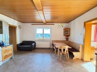 Charmantes Einfamilienhaus in erhöhter Lage mit Fernsicht und keinen direkten Nachbarn! Charmantes Einfamilienhaus in erhöhter Lage mit Fernsicht und keinen direkten Nachbarn!
