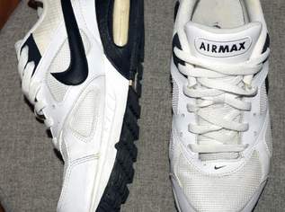 Damen Sneakers Marke Nike Air Max weiß/ schwarz Größe 40, 55 €, Kleidung & Schmuck-Damenkleidung in 3370 Gemeinde Ybbs an der Donau Damen Sneakers Marke Nike Air Max weiß/ schwarz Größe 40, 55 €, Kleidung & Schmuck-Damenkleidung in 3370 Gemeinde Ybbs an der Donau