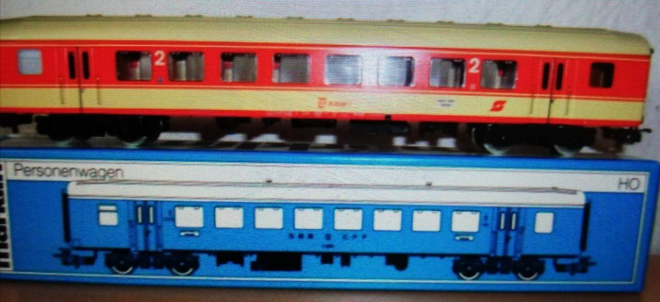 SY1422) Roco 44666 H0 DC Reisezugwagen 2. Kl. der ÖBB, exact 1:87 OVP