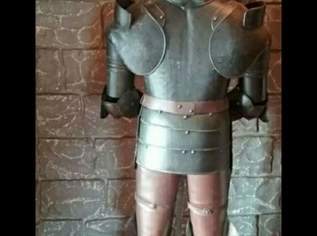 Ritterausrüstung lebensgroß 