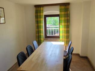 Große ruhige Wohnung am Bauernhof