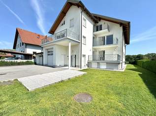 PLATZ FÜR MEHRERE GENERATIONEN I separat begehbare Wohneinheiten I Dichtbetonkeller I grüner Fernblick I Balkone + Terrassen I 2 riesige Garagen, 890000 €, Immobilien-Häuser in 2104 Gemeinde Spillern