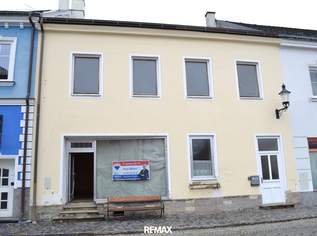 Charaktervolles Stadthaus in Heidenreichstein mit Garten & Entwicklungspotenzial, 149000 €, Immobilien-Häuser in 3860 Heidenreichstein