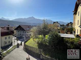 Stillvolles Wohnen auf zwei Ebenen Mehrere Nutzungsmöglichkeiten Aktuell befristet vermietet, 1490000 €, Immobilien-Wohnungen in Tirol
