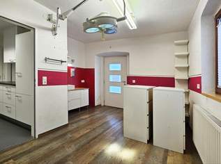 Preisschnäppchen: Büro-/Praxisfläche samt Parkplätze in zentraler Lage von Zirl zu kaufen, 290000 €, Immobilien-Gewerbeobjekte in 6170 Marktgemeinde Zirl