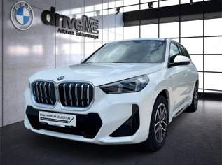 iX1 xDrive30 M Sportpa, 39480 €, Auto & Fahrrad-Autos in 4844 Regau