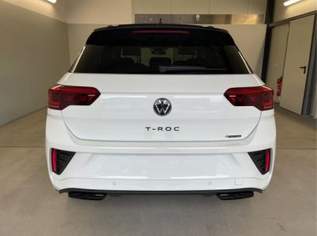 T-Roc R-Line 190PS DSG 4Motion Pano+AHK 2.0 T..., 53388 €, Auto & Fahrrad-Autos in 6844 Gemeinde Altach