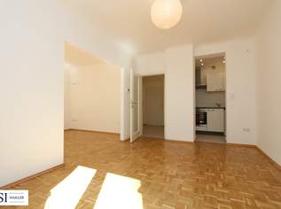 Sanierter Erstbezug mit Blick in den begrünten Innenhof in absoluter Ruhelage, 1049 €, Immobilien-Wohnungen in 1080 Josefstadt