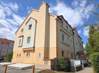 3-Zimmer-Wohnung mit Loggia, Stellplatz in sonniger Lage - Neunkirchen, 179000 €, Immobilien-Wohnungen in 2620 Gemeinde Neunkirchen