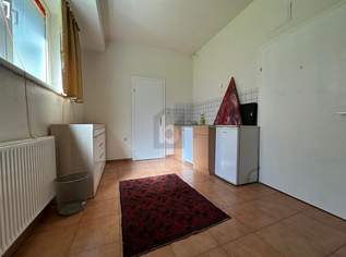 TOP-LAGE NAHE KLINIK ? VIELSEITIG NUTZBARER LAGERRAUM, 65000 €, Immobilien-Gewerbeobjekte in Tirol TOP-LAGE NAHE KLINIK ? VIELSEITIG NUTZBARER LAGERRAUM, 65000 €, Immobilien-Gewerbeobjekte in Tirol