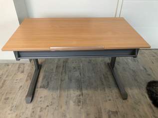 Schreibtisch der mitwächst Schreibtisch der mitwächst