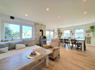 Vielseitig nutzbare Liegenschaft mit ausreichend Platz und herrlichem Blick auf die Hohe Wand, 449000 €, Immobilien-Häuser in 2732 Würflach Vielseitig nutzbare Liegenschaft mit ausreichend Platz und herrlichem Blick auf die Hohe Wand, 449000 €, Immobilien-Häuser in 2732 Würflach