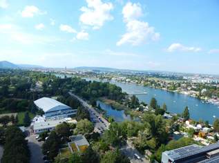 Blick zur Alten Donau vom 8.Liftstock - nähe U-Bahn und Donau Zentrum, 2100 €, Immobilien-Wohnungen in 1220 Donaustadt