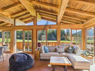 Chalet in idyllischer Sonnen- und Naturlage am Waldrand, 3950000 €, Immobilien-Häuser in 6352 Gemeinde Ellmau