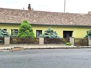 Wohnhaus mit neuer Heizung und weitläufigem Grünruhegarten, 95000 €, Immobilien-Häuser in 2053 Ragelsdorf Wohnhaus mit neuer Heizung und weitläufigem Grünruhegarten, 95000 €, Immobilien-Häuser in 2053 Ragelsdorf
