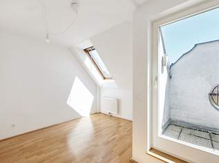 Herrliche 2-Zimmer-Dachgeschosswohnung mit Terrasse - Nähe U3 Hütteldorfer Straße!, 249000 €, Immobilien-Wohnungen in 1140 Penzing