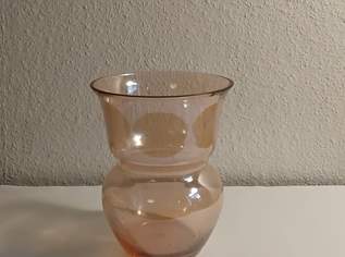 Feine Jugenstil Glasvase rosa, 50 €, Marktplatz-Antiquitäten, Sammlerobjekte & Kunst in 1030 Landstraße Feine Jugenstil Glasvase rosa, 50 €, Marktplatz-Antiquitäten, Sammlerobjekte & Kunst in 1030 Landstraße