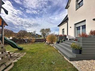 Modernisiertes Wohnhaus mit großem Garten, PV und neuer Fassade in toller Lage in Söchau Modernisiertes Wohnhaus mit großem Garten, PV und neuer Fassade in toller Lage in Söchau
