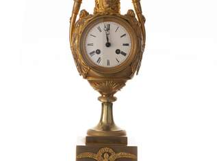 Französische Empirevasenuhr, 1900 €, Marktplatz-Antiquitäten, Sammlerobjekte & Kunst in 1190 Döbling