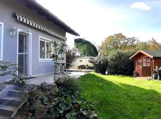 Bungalow in attraktiver Lage. Wohnen auf einer Ebene, gemütlich und modern zugleich., 369900 €, Immobilien-Häuser in Niederösterreich