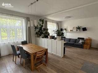 Sanierte Doppelhaushälfte mit riesiger Garage, 439000 €, Immobilien-Häuser in Oberösterreich Sanierte Doppelhaushälfte mit riesiger Garage, 439000 €, Immobilien-Häuser in Oberösterreich