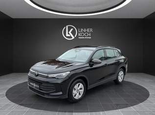 Tiguan 4Me eTSI DSG ''AHK+ACC+RFK+uvm'', 38900 €, Auto & Fahrrad-Autos in 6800 Gisingen