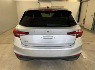 Fabia Selection 115PS DSG GV4+AHK+Dynamic+Cam..., 26014 €, Auto & Fahrrad-Autos in 6844 Gemeinde Altach