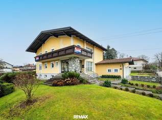 Stilvolles Ein- Zweifamilienhaus mit Doppelgarage und großen Garten, 529000 €, Immobilien-Häuser in 5142 Eggelsberg