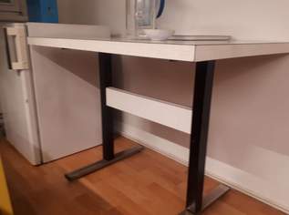 Küchentisch, 50 €, Haus, Bau, Garten-Möbel & Sanitär in 1050 Margareten