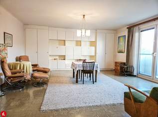 137 m² Wohnfläche – großzügige 4-Zimmer-Wohnung mit Entwicklungspotenzial, 350000 €, Immobilien-Wohnungen in 2320 Schwechat