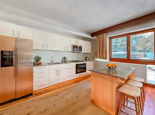 Neuer Preis! Vielseitiges Wohnhaus mit 5 Schlafzimmern, Kamin & Potenzial für zwei Wohneinheiten, 825000 €, Immobilien-Häuser in 6393 Gemeinde St. Ulrich am Pillersee Neuer Preis! Vielseitiges Wohnhaus mit 5 Schlafzimmern, Kamin & Potenzial für zwei Wohneinheiten, 825000 €, Immobilien-Häuser in 6393 Gemeinde St. Ulrich am Pillersee