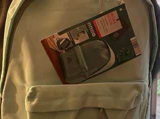 Rucksack neu, 14 €, Kleidung & Schmuck-Taschen & Koffer in 1220 Donaustadt Rucksack neu, 14 €, Kleidung & Schmuck-Taschen & Koffer in 1220 Donaustadt