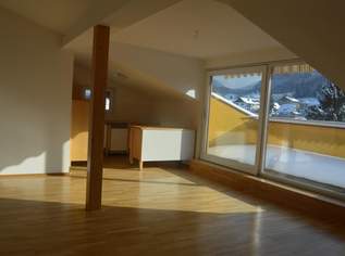Sonnige 4 Zi-Dachgeschosswohnung mit Terrasse und Balkon!, 498000 €, Immobilien-Wohnungen in 5322 Hof bei Salzburg