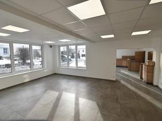 Büro oder Geschäftsfläche mit Parkplätzen in zentraler Lage!, null €, Immobilien-Gewerbeobjekte in 3351 Weistrach