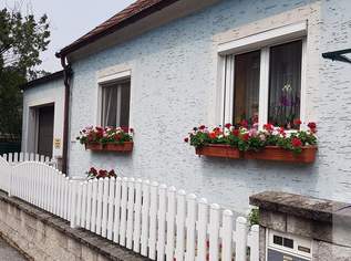 Verkaufe Wohnhaus in der Nähe vom Landesklinikum Hainburg!, 0 €, Immobilien-Häuser in 2410 Gemeinde Hainburg an der Donau