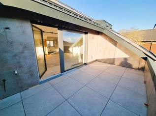 ERSTBEZUG | Exklusives Penthouse mit 4 Zimmern & sonniger Terrasse, 2542 €, Immobilien-Wohnungen in 5205 Schleedorf