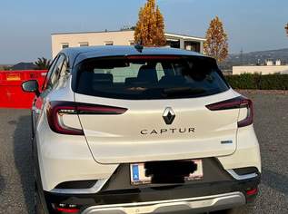 Renault Captur E-tech Plug-in Hybrid SUV / Geländewagen