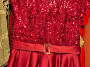 Edles Abend- und Ballkleid Edles Abend- und Ballkleid