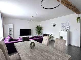 EIGENGRUND in NEUFELD!!! Generalsaniertes, großzügig angelegtes Haus mit Salzwasserpool und Garage!!, 595000 €, Immobilien-Häuser in 2491 Neufeld an der Leitha